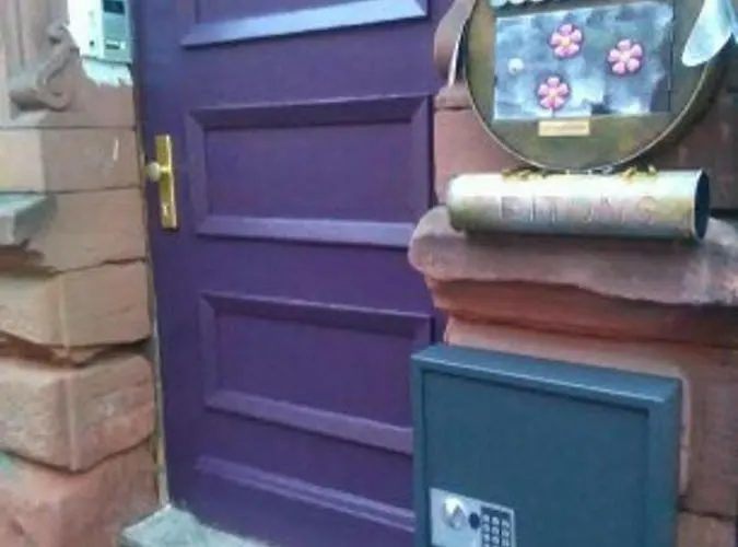 Doppelbettzimmer Mit Bad * Kaiserslautern